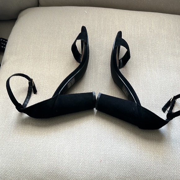 Heels - Picture 5 of 7